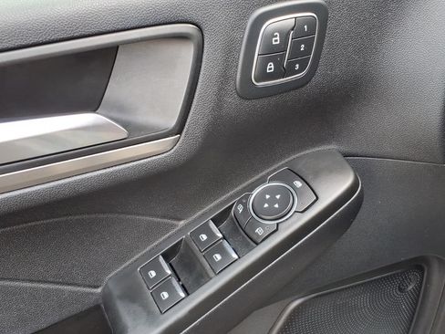 Used 2022 Ford Escape Titanium AWD/4WD image 12