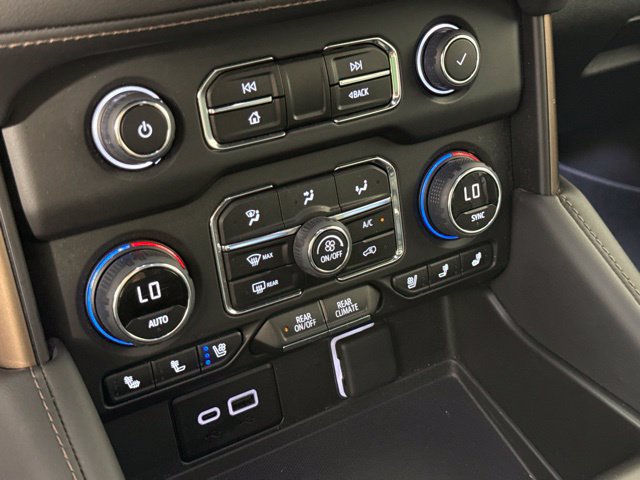 Used 2023 Chevrolet Tahoe High Country AWD/4WD image 25