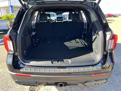 New 2026 Ford Explorer ST-Line image 22