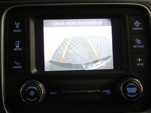 Used 2022 RAM 1500 Classic SLT image 15