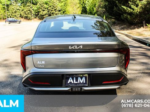 Used 2025 Kia K4 FWD image 10