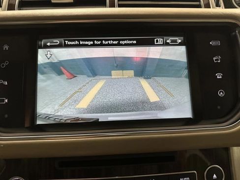 Used 2016 Land Rover Range Rover HSE image 11