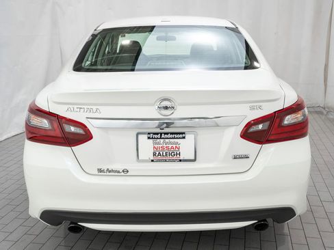 Used 2018 Nissan Altima 2.5 SR w/ SR Special Edition image 4