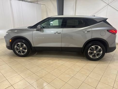 Used 2023 Chevrolet Blazer LT w/ Driver Confidence Package FWD image 2