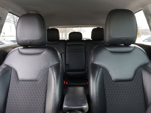 Used 2019 Jeep Compass Altitude image 26