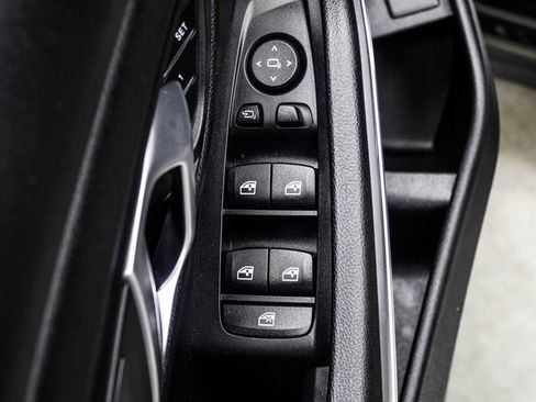 Used 2025 BMW 330i Sedan RWD image 37