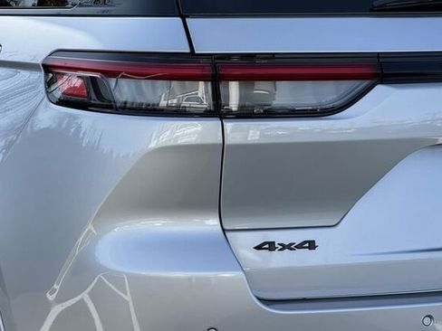 New 2026 Jeep Grand Cherokee Limited image 24