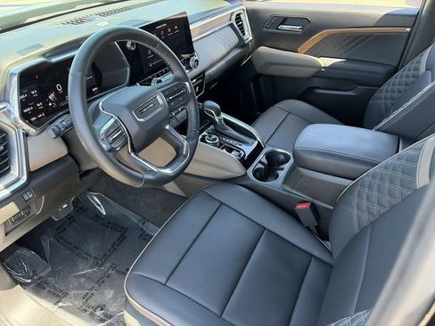 Used 2025 GMC Canyon Denali w/ LPO, Denali Black Edition AWD/4WD image 19