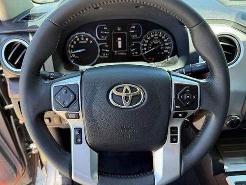 Used 2019 Toyota Tundra Limited w/ Limited Premium Package AWD/4WD image 13