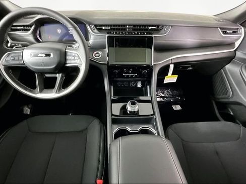 New 2026 Jeep Grand Cherokee Laredo X AWD/4WD image 6