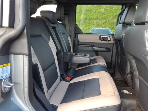 Used 2024 Ford Bronco Wildtrak AWD/4WD image 9