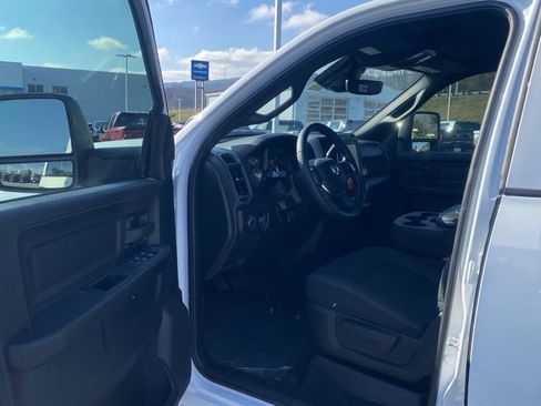 New 2026 RAM 3500 Tradesman image 14