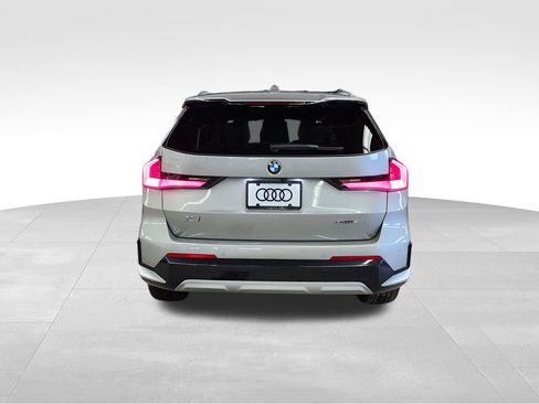 Used 2023 BMW X1 xDrive28i w/ Convenience Package image 4