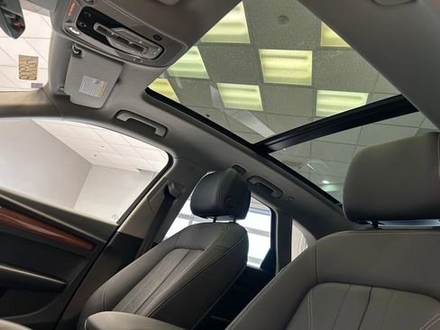 Used 2021 Audi Q5 2.0T Premium w/ Convenience Package image 24