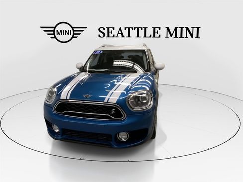 Used 2019 MINI Cooper Countryman SE w/ Premium Package image 4