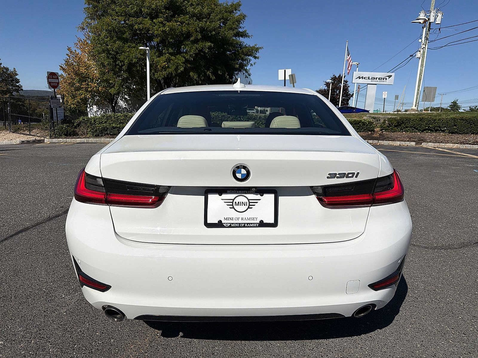Used 2020 BMW 330i Sedan w/ Convenience Package RWD image 13
