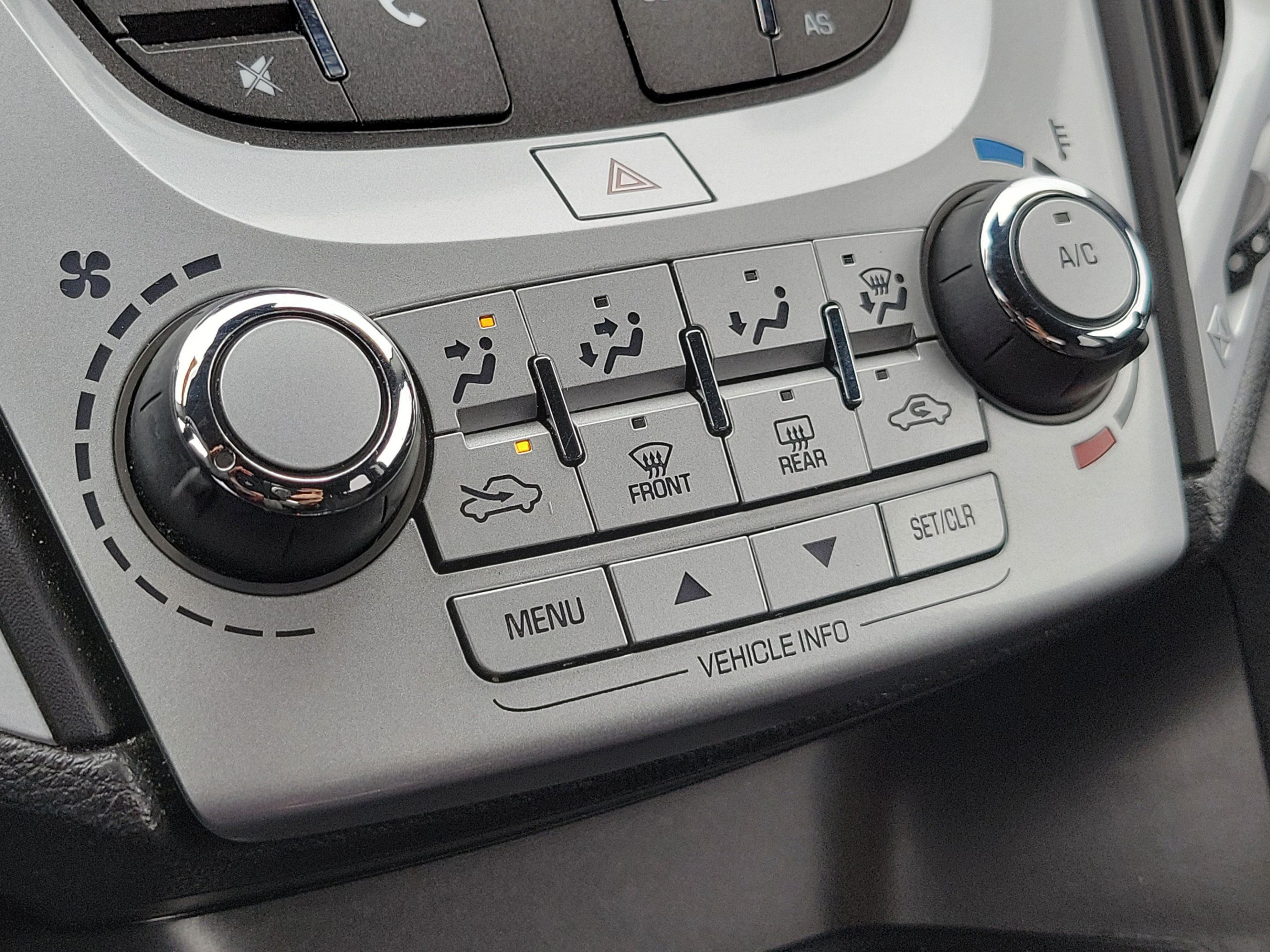 Used 2017 GMC Terrain SLE FWD image 25