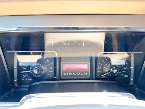 Used 2007 Lincoln Navigator 4WD image 16