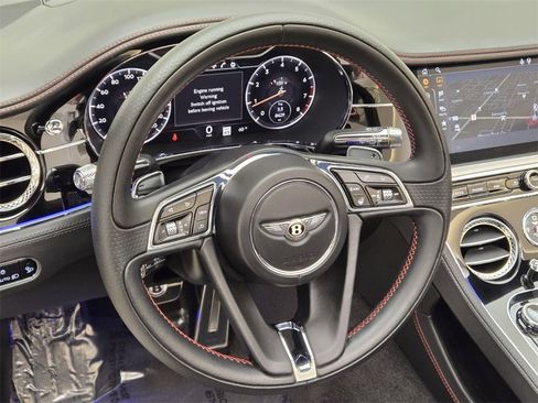 Used 2020 Bentley Continental GT image 31