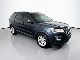 Used 2017 Ford Explorer XLT w/ Equipment Group 202A video 1