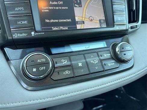 Used 2015 Toyota RAV4 Limited w/ Technology Package image 19