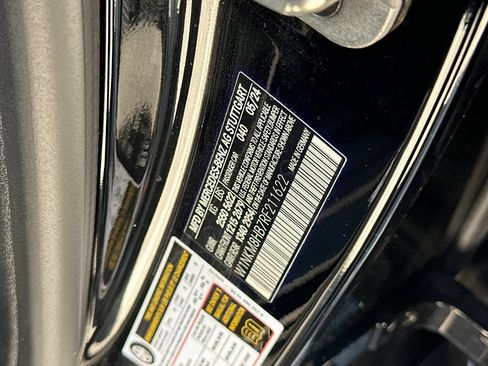 Certified 2024 Mercedes-Benz GLC 43 AMG 4MATIC image 38