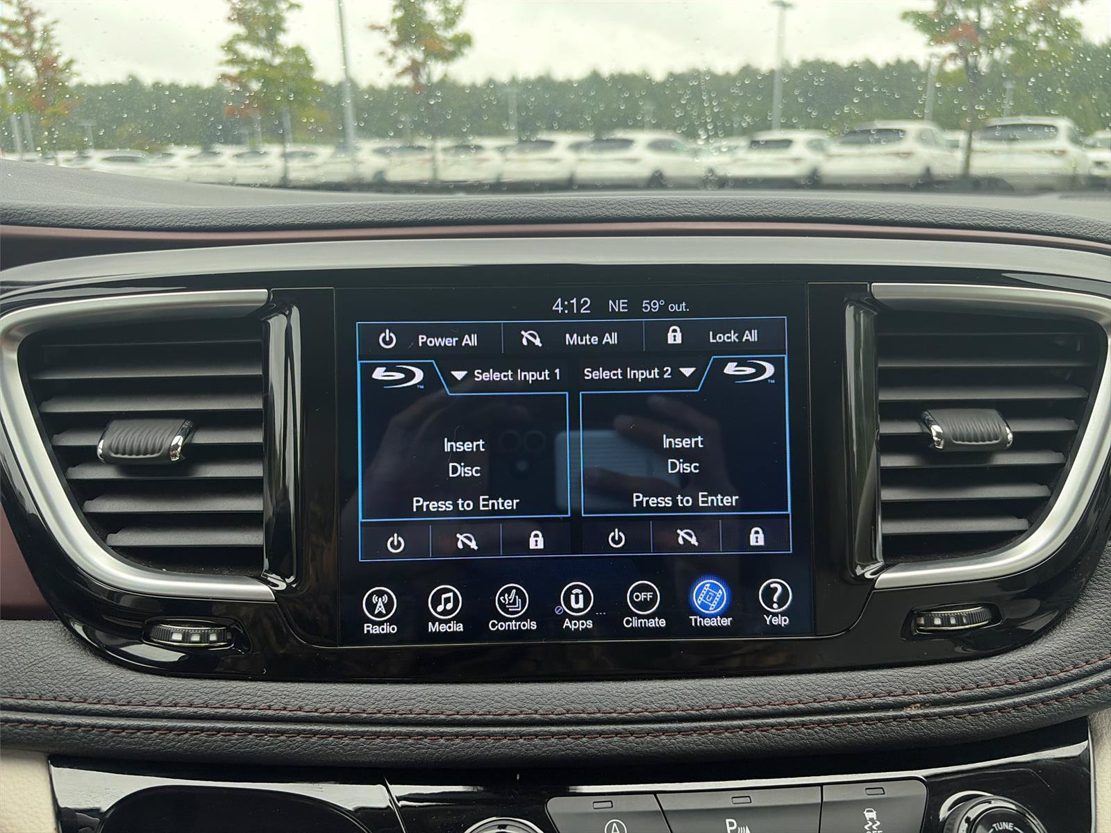 Used 2017 Chrysler Pacifica Limited FWD image 14