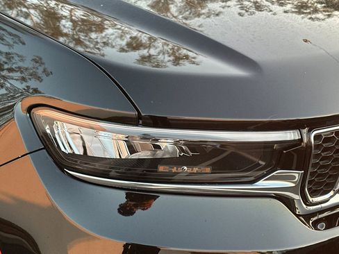 Used 2022 Jeep Grand Cherokee Overland w/ Luxury Tech Group IV image 13