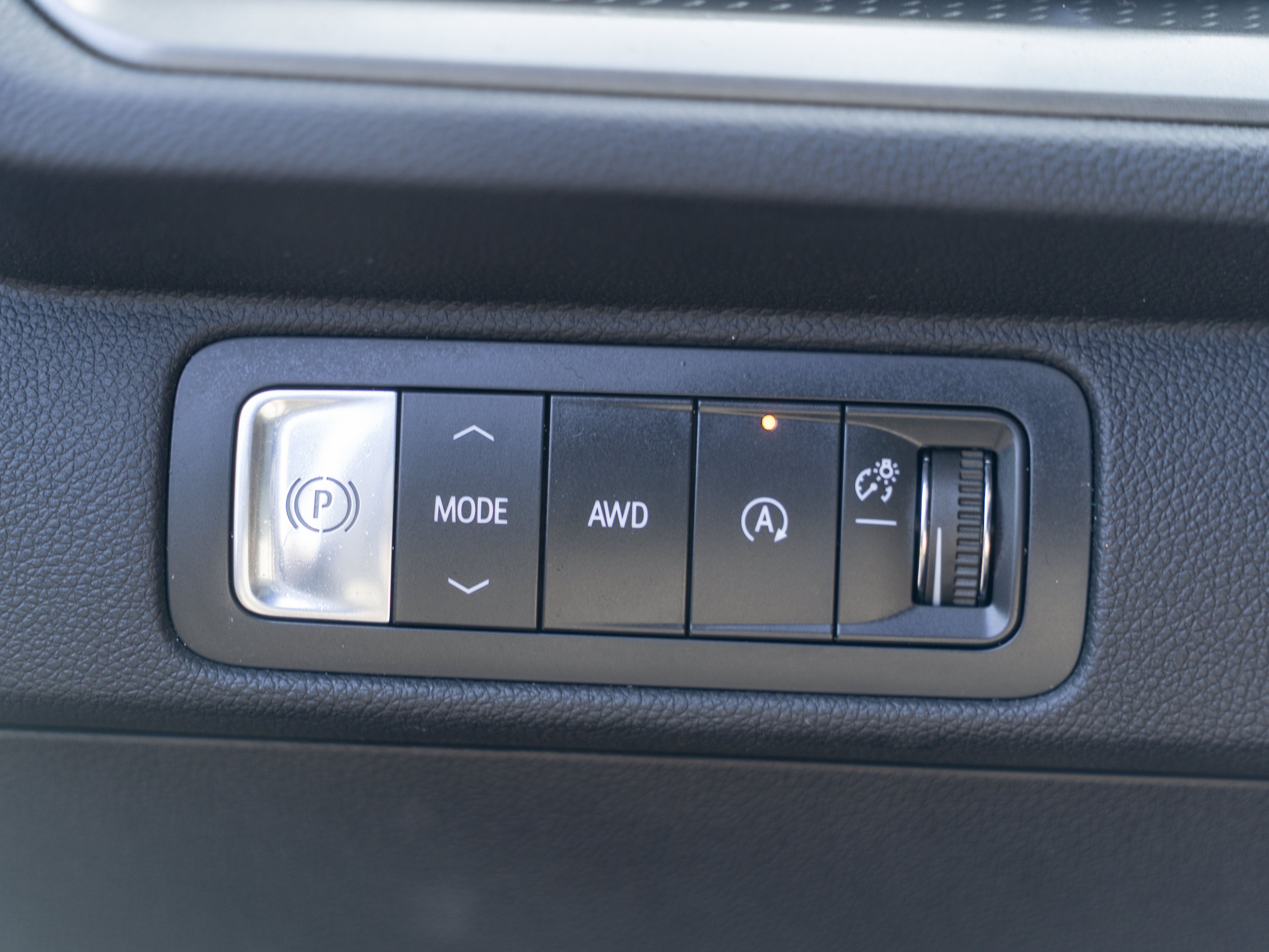 Used 2025 Chevrolet Traverse LT AWD/4WD image 19