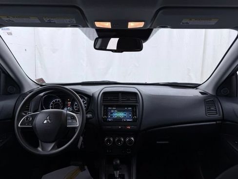Used 2024 Mitsubishi Outlander Sport AWD image 28
