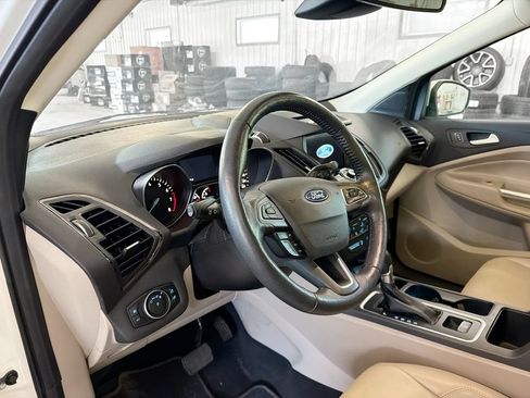 Used 2017 Ford Escape Titanium w/ Canadian Touring Package AWD/4WD image 8