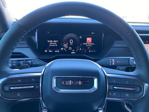 New 2025 GMC Acadia Elevation w/ Elevation Premium Package image 33