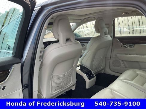 Used 2018 Volvo S90 T5 Momentum w/ Convenience Package FWD image 28