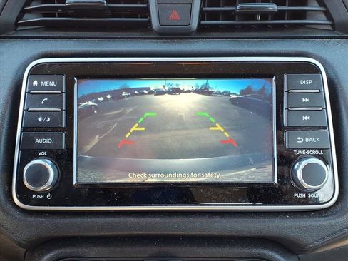 Used 2023 Nissan Versa S w/ Trunk Package image 7