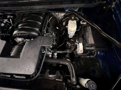 Used 2018 Chevrolet Silverado 1500 LT w/ All Star Edition image 24