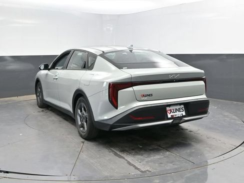 Used 2025 Kia K4 FWD image 10