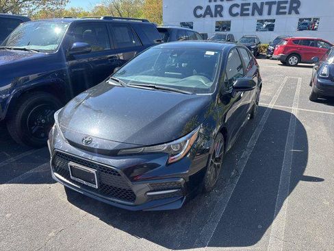 Certified 2022 Toyota Corolla SE FWD image 1