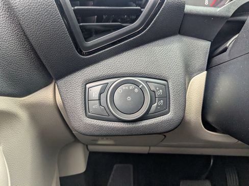 Used 2018 Ford Escape SEL FWD image 19