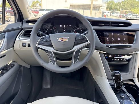 New 2026 Cadillac XT5 Premium Luxury w/ Driver Assist Package FWD image 17
