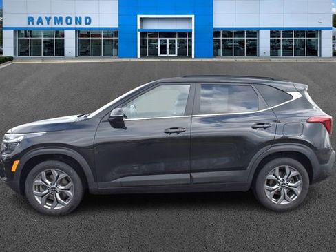 Certified 2024 Kia Seltos S image 6