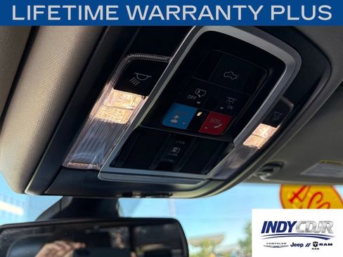 Used 2024 RAM 2500 Laramie AWD/4WD image 19