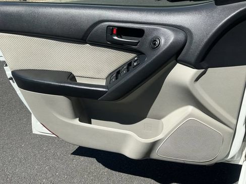 Used 2010 Kia Forte EX FWD image 24