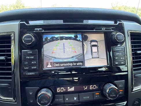 Used 2018 Nissan Titan Platinum Reserve AWD/4WD image 33