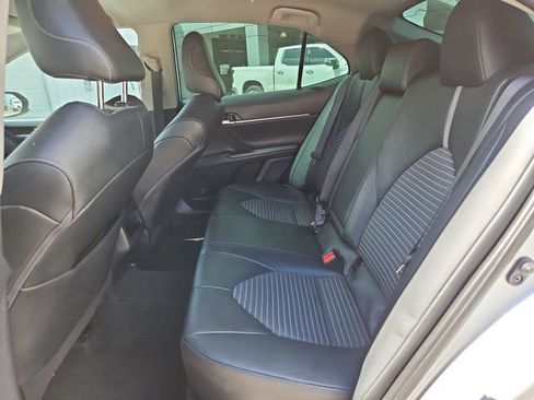 Used 2021 Toyota Camry SE image 24