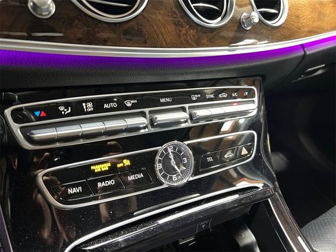 Used 2017 Mercedes-Benz E 300 4MATIC image 34