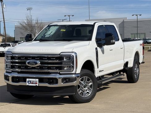 New 2026 Ford F350 Lariat w/ FX4 Off-Road Package image 24
