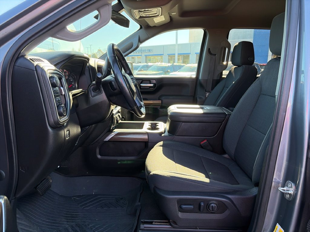 Used 2022 Chevrolet Silverado 1500 RST AWD/4WD image 13