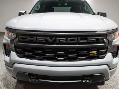 Used 2024 Chevrolet Silverado 1500 Custom AWD/4WD image 4