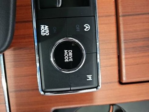 Used 2023 Lincoln Navigator L Reserve AWD/4WD image 17