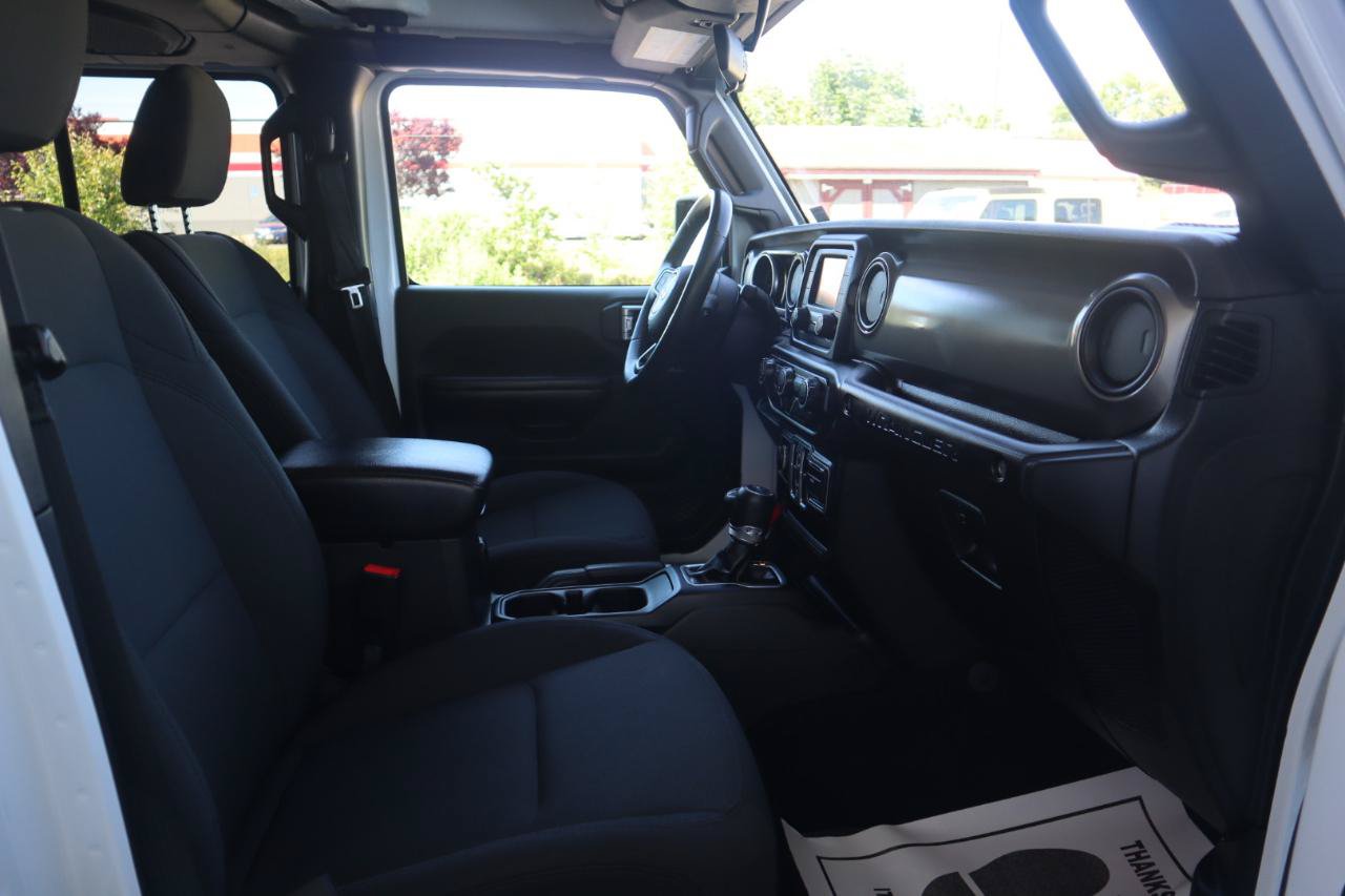 Used 2018 Jeep Wrangler Unlimited Sport S AWD/4WD image 34
